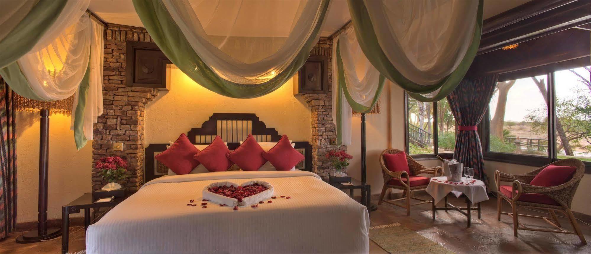 Sarova Shaba Game Lodge Archers Post Ngoại thất bức ảnh
