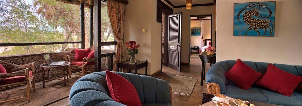 Sarova Shaba Game Lodge Archers Post Ngoại thất bức ảnh