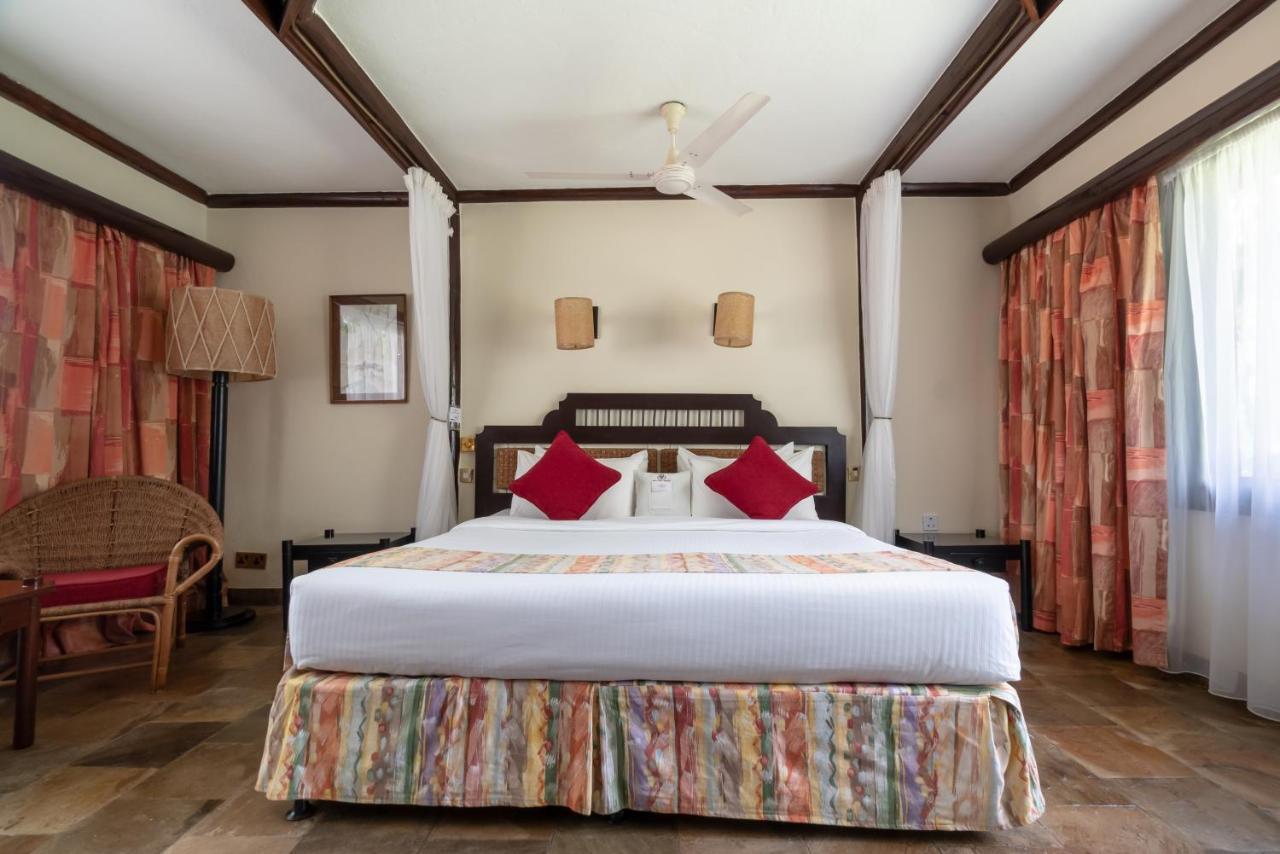 Sarova Shaba Game Lodge Archers Post Ngoại thất bức ảnh